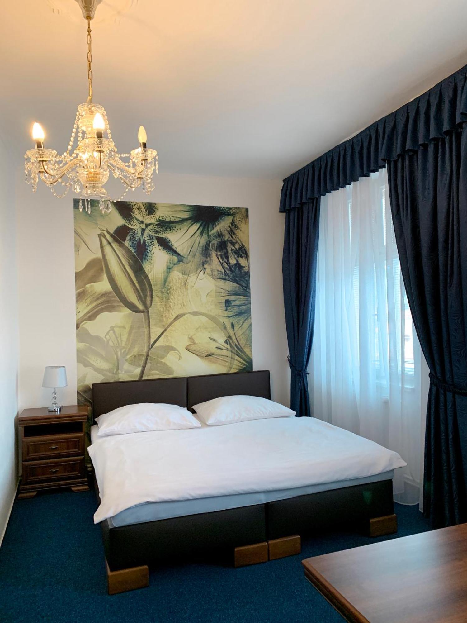 Hotel Ruzek Граніце Екстер'єр фото