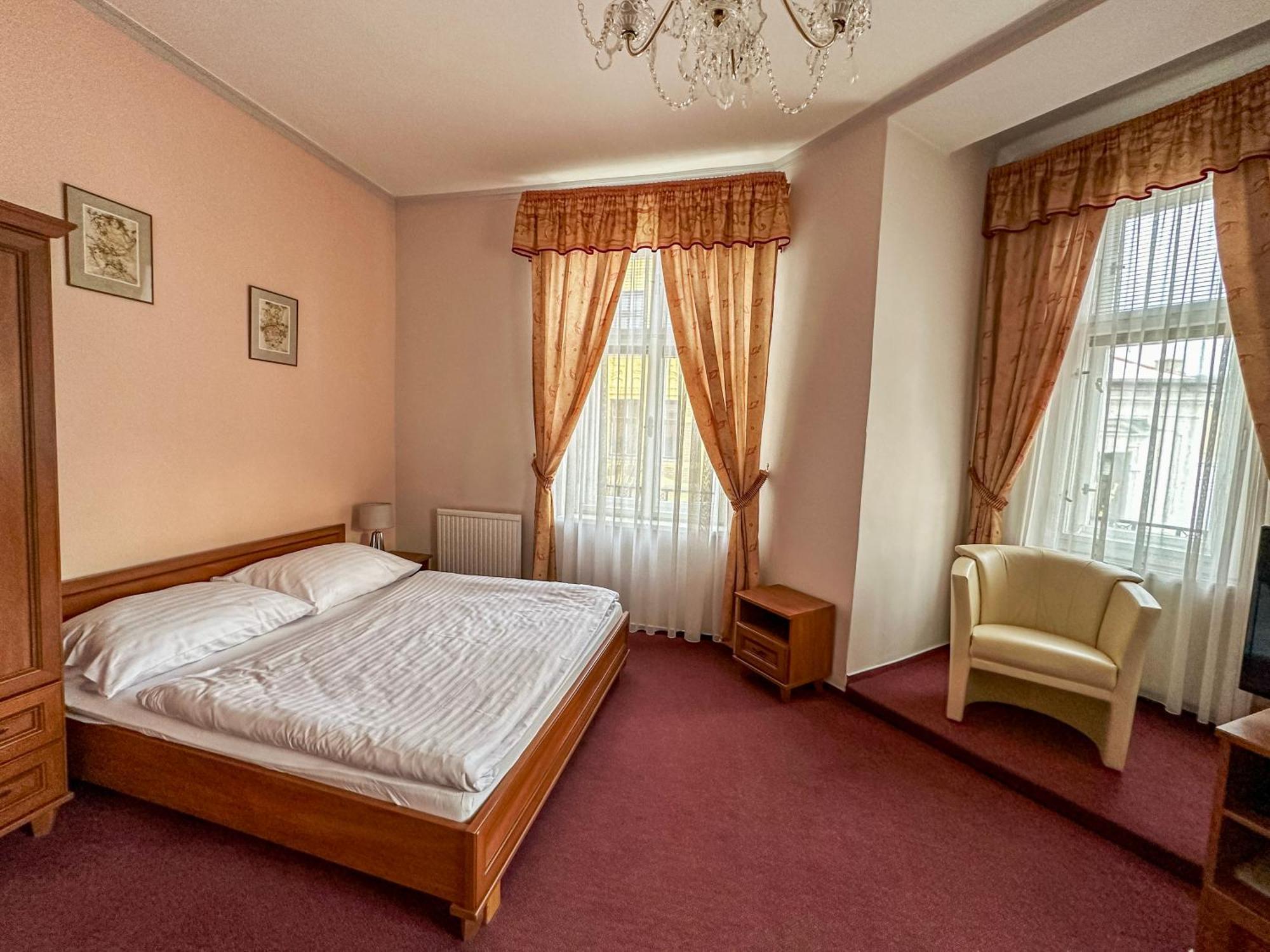 Hotel Ruzek Граніце Екстер'єр фото