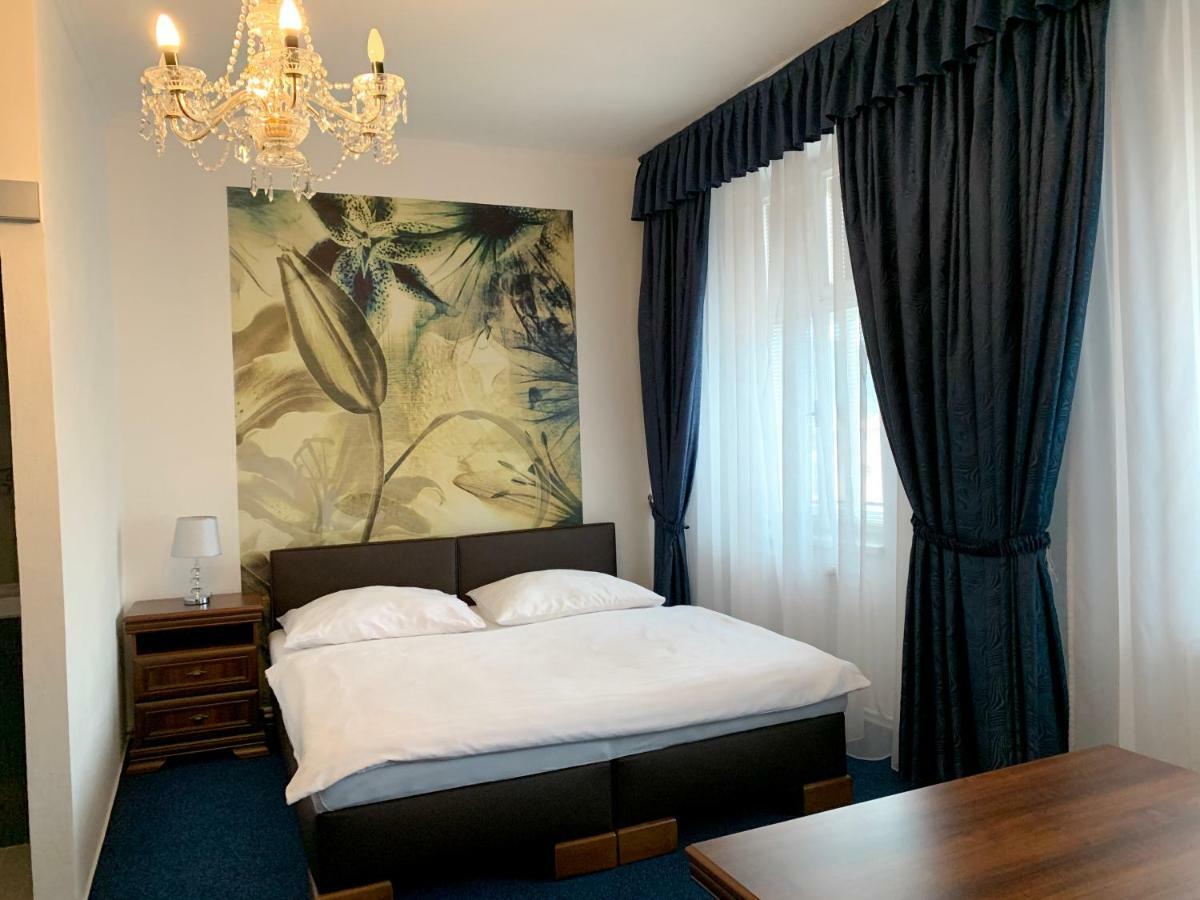 Hotel Ruzek Граніце Екстер'єр фото